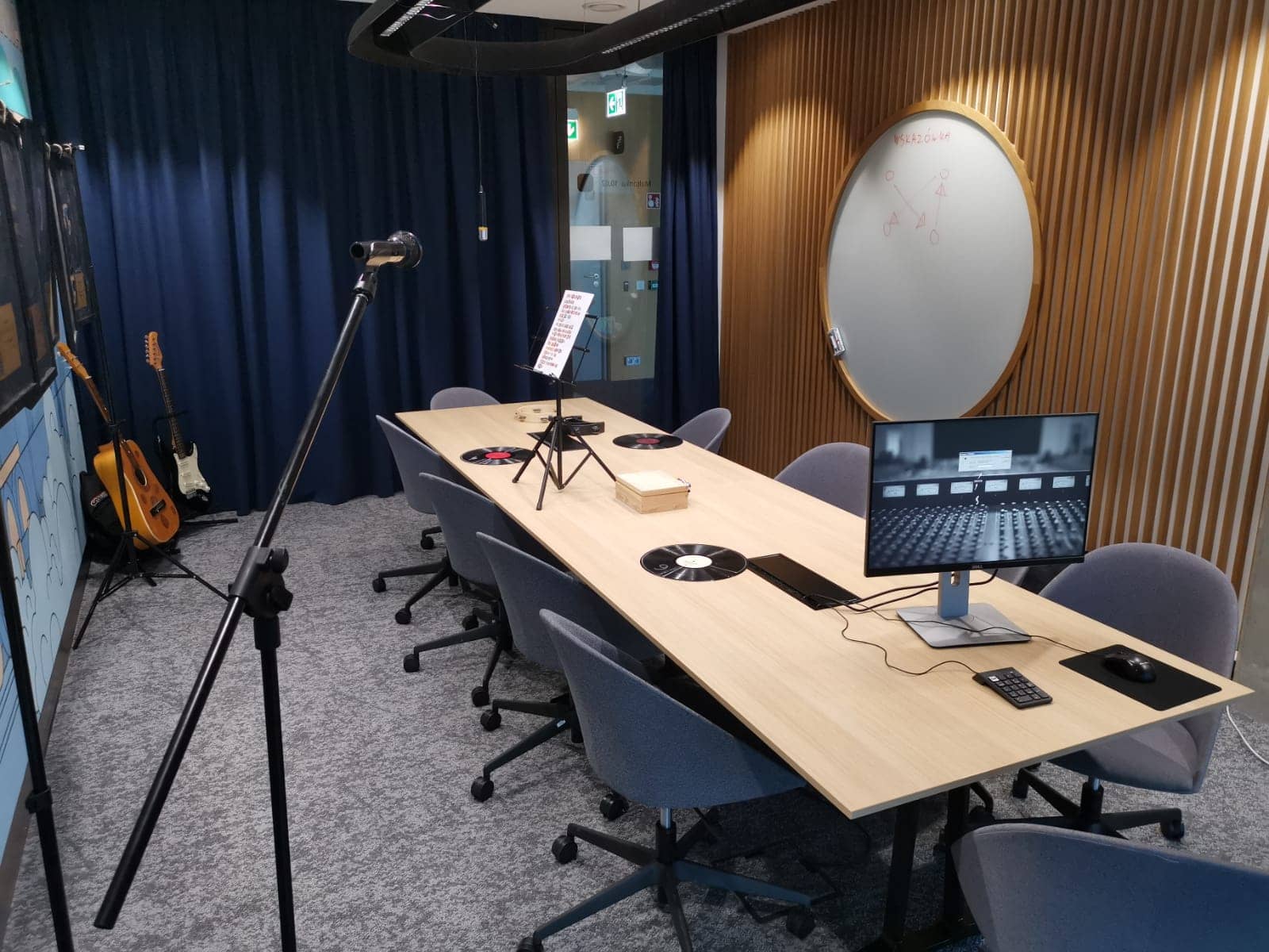 Mobilny Escape Room - scenariusz Gwiazdy Rocka