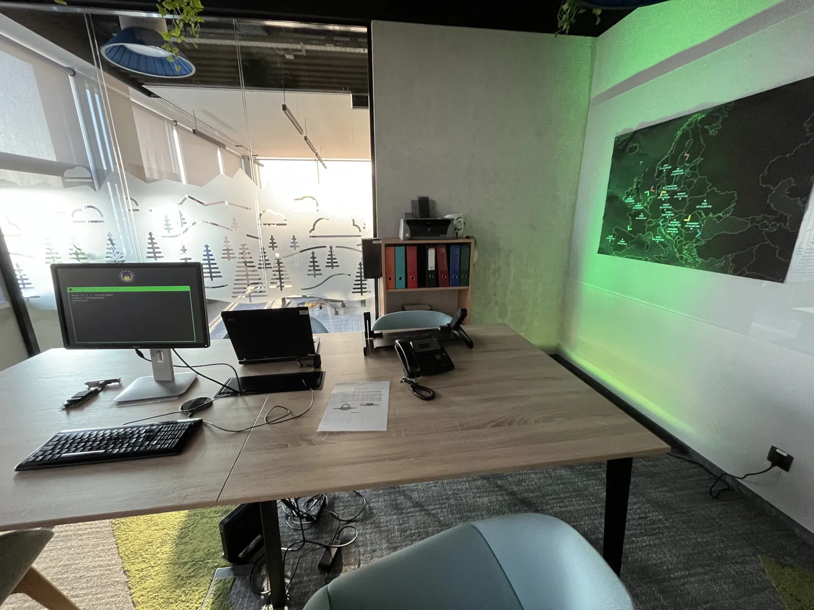 Mobilny escape room - scenariusz Misja: Haker