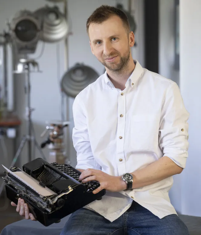 Tomek Wilczak - Enigma Room